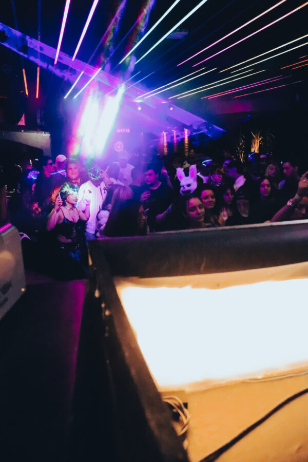 Público na SADBAILE 6# – CURITIBA APOCALIPSE — festa da Sad Baile
