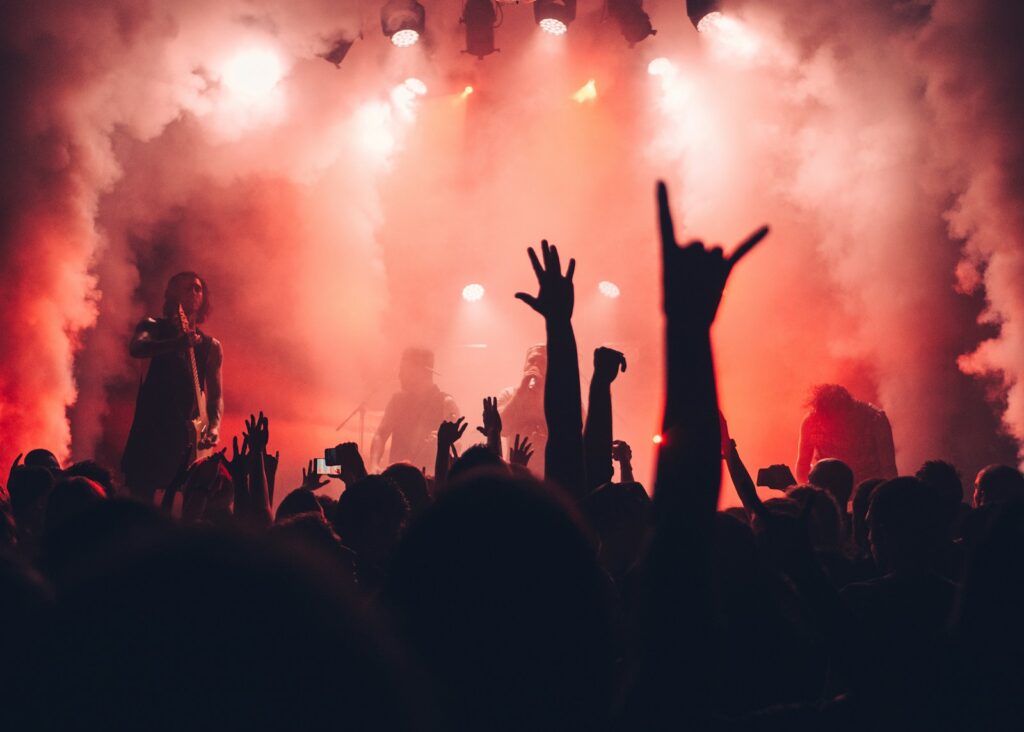 Música emo brasileira: raízes, revival e os novos nomes que você precisa conhecer