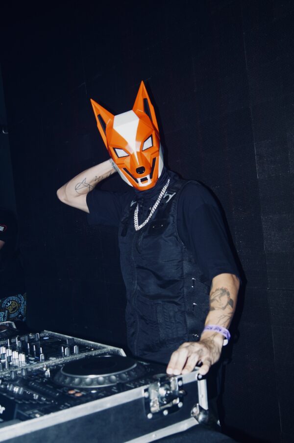 Público na SADBAILE 10# SAO PAULO JOKER ALBUM BY @by.niaxy & @agencia.conectta — festa da Sad Baile