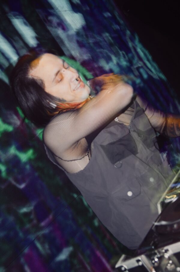 Público na SADBAILE 10# SAO PAULO JOKER ALBUM BY @by.niaxy & @agencia.conectta — festa da Sad Baile